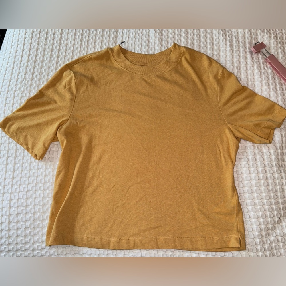 Anko Women Musturd Yellow Short Sleeve Top Loose Fit Shirt (OS fits most)